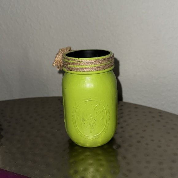 Green and twine flower mason jar - Picture 3 of 3